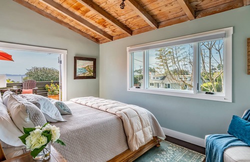 West Mesa House | Mesa Retreat - Beachy Vibes in Santa Barbara’s West Mesa