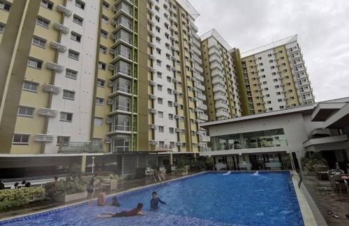Cagayan de Oro Apartment | Comfortable Mesaverte Residences with Pool & Breakfast