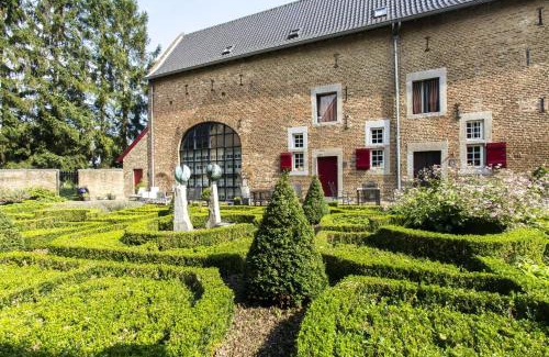 Eijsden Apartment | Family-Friendly Retreat at Meschermolen 3 - Guest Rated 7.5