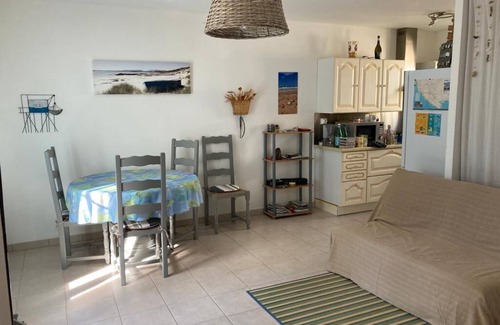 Meschers-sur-Gironde House | Cozy Meschers House with Ocean View Near Royan, Rated 9.4