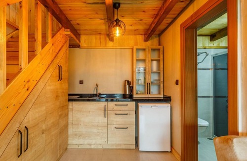 Sile Apartment | Mesmerizing Tiny House On Riverside in Agva