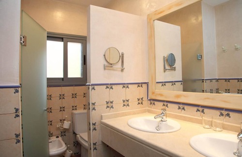 El Cuarton Hotel | Discover Relaxation at Meson de Sancho: Spa & Pool Access