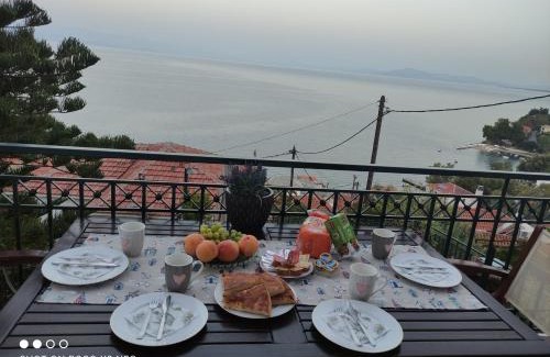 Afissos House | Exceptional MESONISI Maisonette with Pet-Friendly Amenities