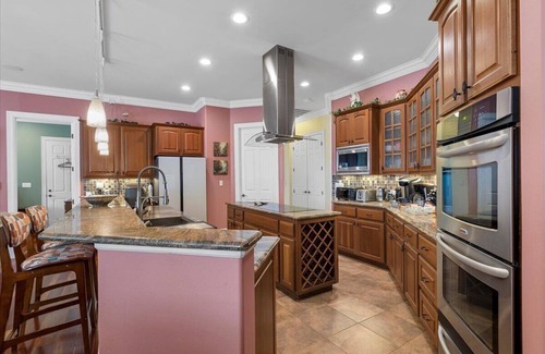 Cedar Creek House | Mesquite Retreat: Cozy Country Home with Heated Pool