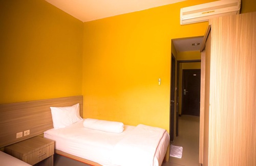 Sampit Hotel | Budget-Friendly Stay at Mess MT Haryono with Breakfast