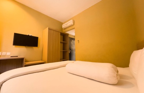 Sampit Hotel | Budget-Friendly Stay at Mess MT Haryono with Breakfast