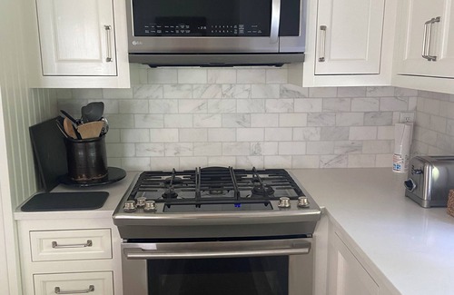 Siasconset House | Prime Location Steps from the Sand in Sconset - Book Now!