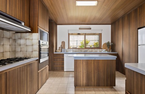 Queenscliff Cottage | Charming Cottage with Water Views & Pet-Friendly Comfort