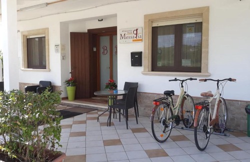 Oria Bed & Breakfast | Discover Messapia: Pet-Friendly Getaway with Hot Tub & More