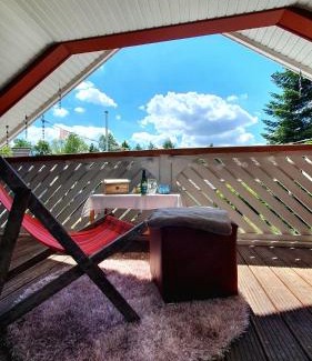 Region Hannover District House | Top-Rated Messe Homestay with Breakfast and Kitchen Access