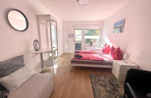 Mitte Apartment | Highly Rated Messeapartment Near the Historic City Wall