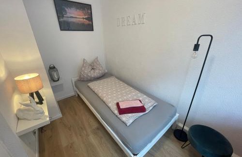Mitte Apartment | Highly Rated Messeapartment Near the Historic City Wall