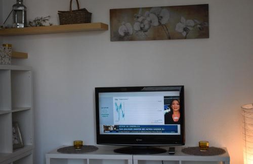 Neuehrenfeld Apartment | Budget-Friendly Messeapartment Köln with Family & Pet Amenities