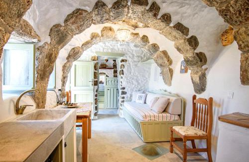 Mandraki Apartment | Discover Messes Traditional Stone House with Ocean Views