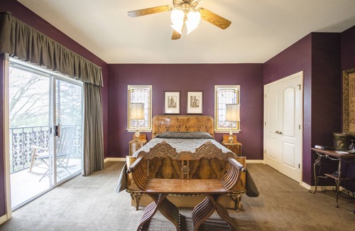 Bryan Bed & Breakfast | Discover Messina Hof Winery & Resort: Guest Rated 9/10