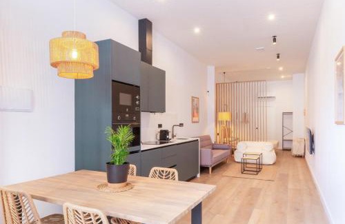 El Pla del Real Apartment | Discover Mestalla Flats: Family-Friendly Comfort Awaits