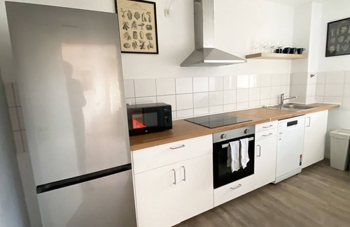 Hochdahl Apartment | Cozy Monteurwohnung with Balcony in Erkrath-Hochdahl