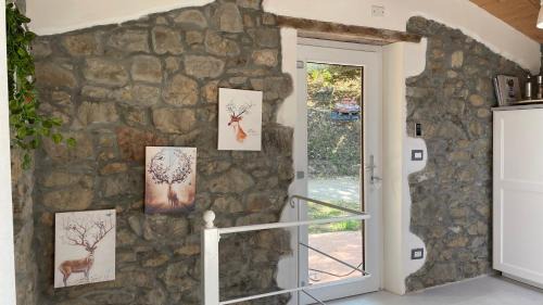 Casoli House | Beautiful Metato with Pool and Oceanfront Garden Retreat