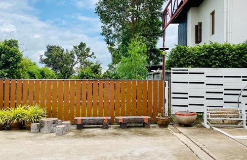 Sakon Nakhon Hotel | Family-Friendly Getaway at Metha Palace - 5-Star Comfort