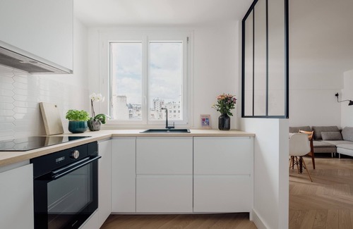 12th Arrondissement Apartment | Minimalist Retreat with Spa and Family-Friendly Amenities