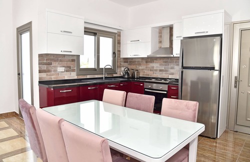 Kyrenia Apartment | Top-Rated Metin Holiday Apartment with Pool & Breakfast