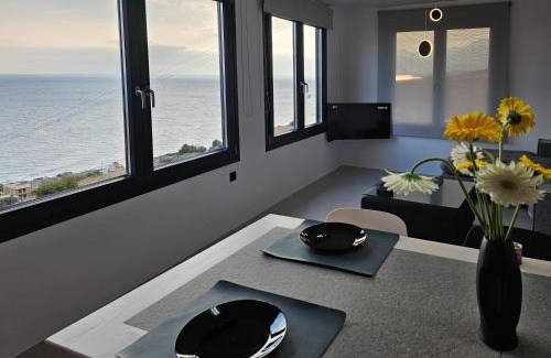 Myrtos House | Top-Rated Metochi Olokalon: Family-Friendly Retreat in Sidonia