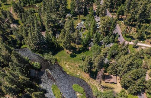 Camp Sherman House | Discover Metolius Cabin 5: Family-Friendly Retreat