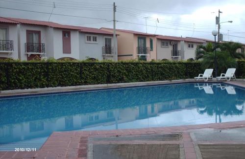 Guayaquil Apartment | Inviting Metrópolis Apartments: Pet-Friendly & Pool Access