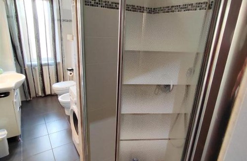 Torre Angela House | Ideal Family Retreat Near Metro C and Tor Vergata