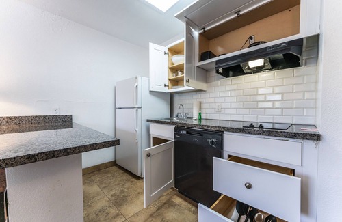 Chandler Apartment | Pet-Friendly Metro Chandler Apartments with Pool & Spa