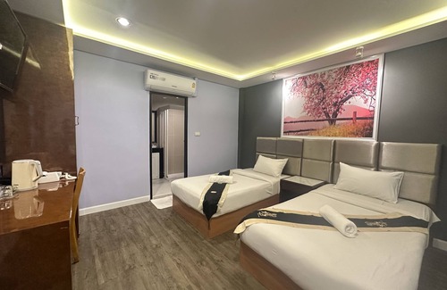 Samsen Nok Hotel | Budget-Friendly Metro Link Ratchada Hotel with Family Amenities