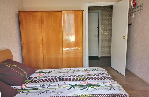 Obolon' Apartment | Cozy Metro Obolon Apartment with 2 Rooms & Family Amenities