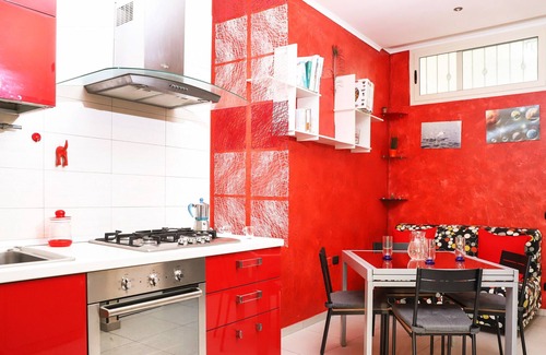 Pozzuoli Apartment | Cozy Metro Solfatara Apartment - Perfect for Families & Pets