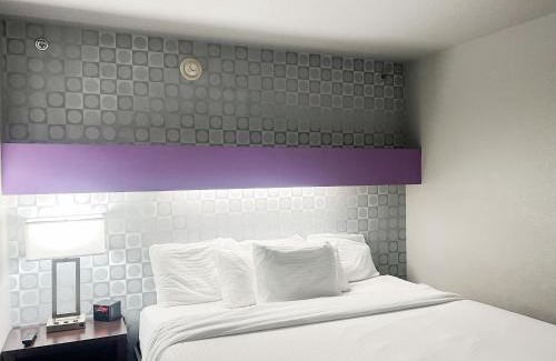 Eau Claire Resort | Family-Friendly Metropolis Resort - Eau Claire with Spa & Pool