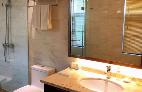 Jiangning Hotel | Discover Metropolo Nanjiang Baijia Lake: Family-Friendly Stay