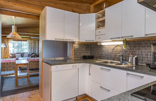 Saariselka House | Relax at Metsäntupa by Interhome: Lake View & Spa Retreat