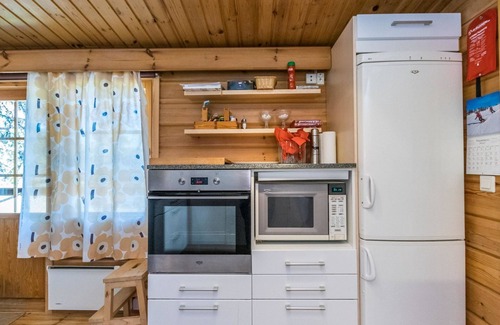 Saariselka House | Relax at Metsäntupa by Interhome: Lake View & Spa Retreat
