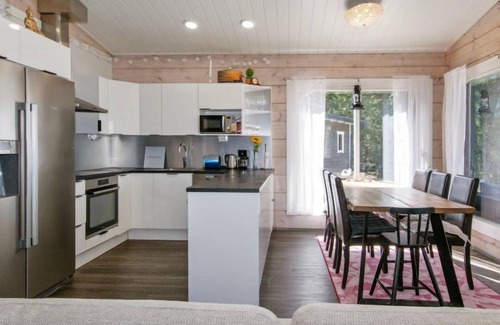 Keuruu House | Experience Metsäpirtti by Interhome: Lake View & Spa Retreat