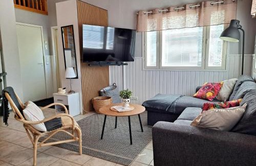 Kalajoki Apartment | Experience Metsätuuli 4: Oceanfront Bliss & Spa Retreat