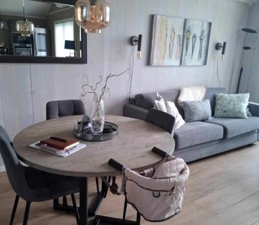 Lenvik House | Discover Mettes Holiday Home: Oceanfront Retreat, 9.8 Rated
