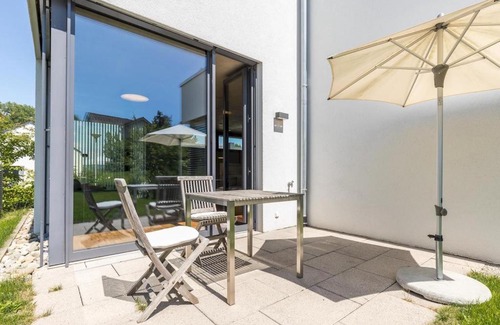 Radolfzell am Bodensee Apartment | Family-Friendly Mettnau Apartment with High Guest Ratings