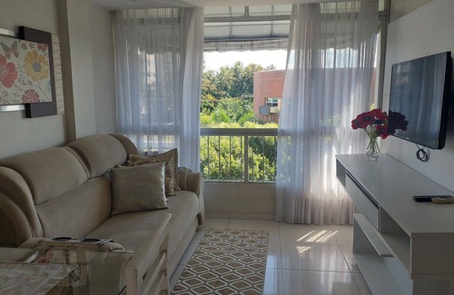 Praia de Itaparica Apartment | Dreams Come True: Family-Friendly Stay with Spa & Hot Tub