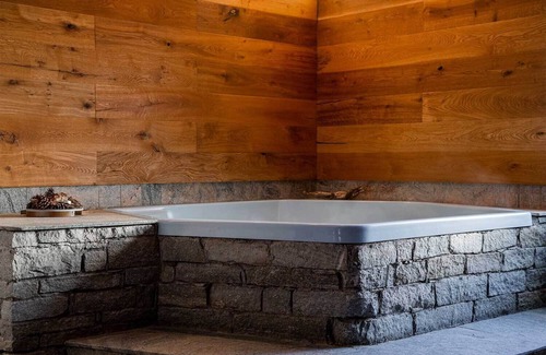 Chiesa in Valmalenco Hotel | Unforgettable Stay at Meublè La Betulla - Rated 9.4/10