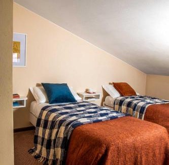 Chiesa in Valmalenco Hotel | Discover Meublè La Betulla: Family-Friendly with Spa & Hot Tub