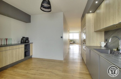Vernay Apartment | Top-Rated Meublé de la Tour - Ideal for Families & Pets