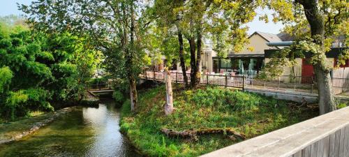 Aramits Apartment | Charming Aramits Getaway: Family-Friendly Accommodation