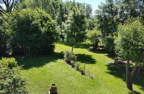 Gap Apartment | Cozy Studio Retreat at Meublé N°4 with Garden View