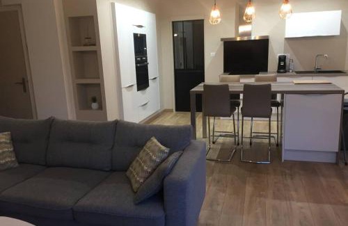 Vittel Apartment | Modern T2 Meublé in the Heart of the City - Rated 9.4/10