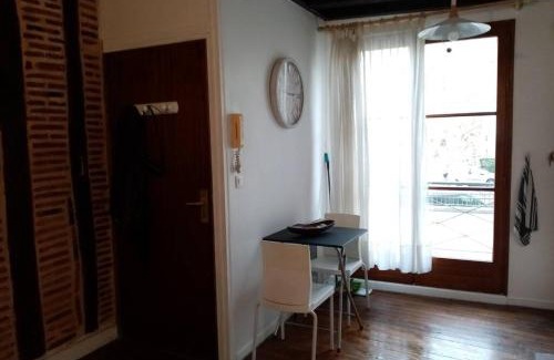 Cathedrale Apartment | Cozy Two-Room Apartment in Heart of Cathedral District