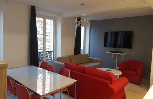 Vignerons Apartment | Family-Friendly Meublés de Tourisme in Vibrant Vincennes